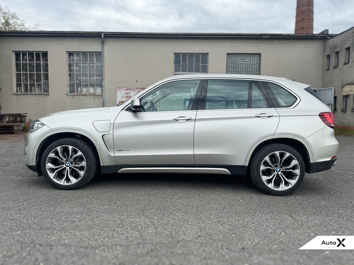 BMW X5 xDrive40e iPerformance 230 kW | PREMIUM SELECTION - 8