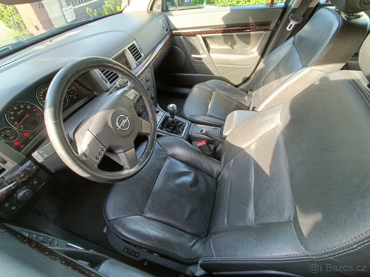 Opel Signum 3.2 V6 - 8