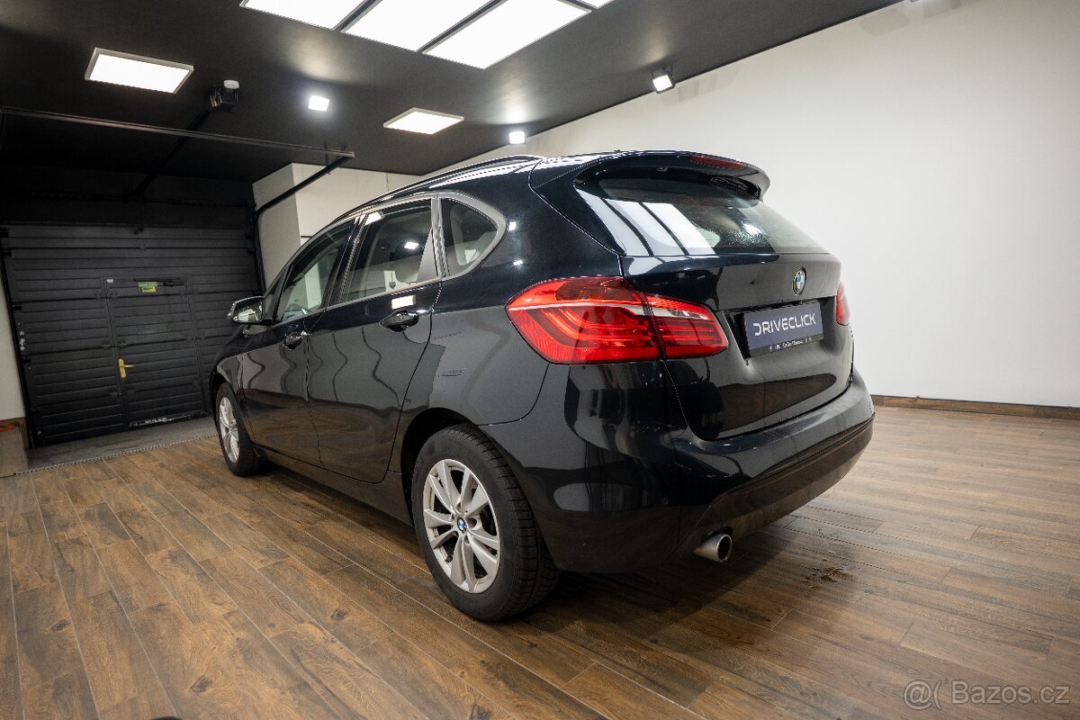 BMW 216d Active Tourer - 8