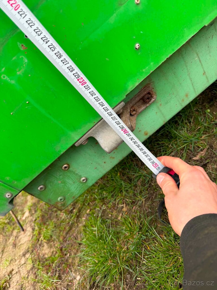 Plachtovy kontejner Avia - 8