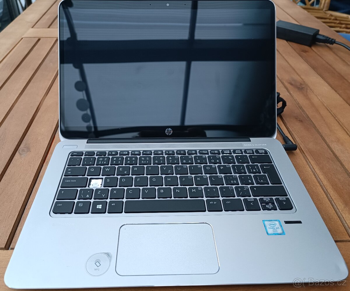Dotykový Notebook HP EliteBook 1040 Folio G1/ 8GB RAM/Win 11 - 8