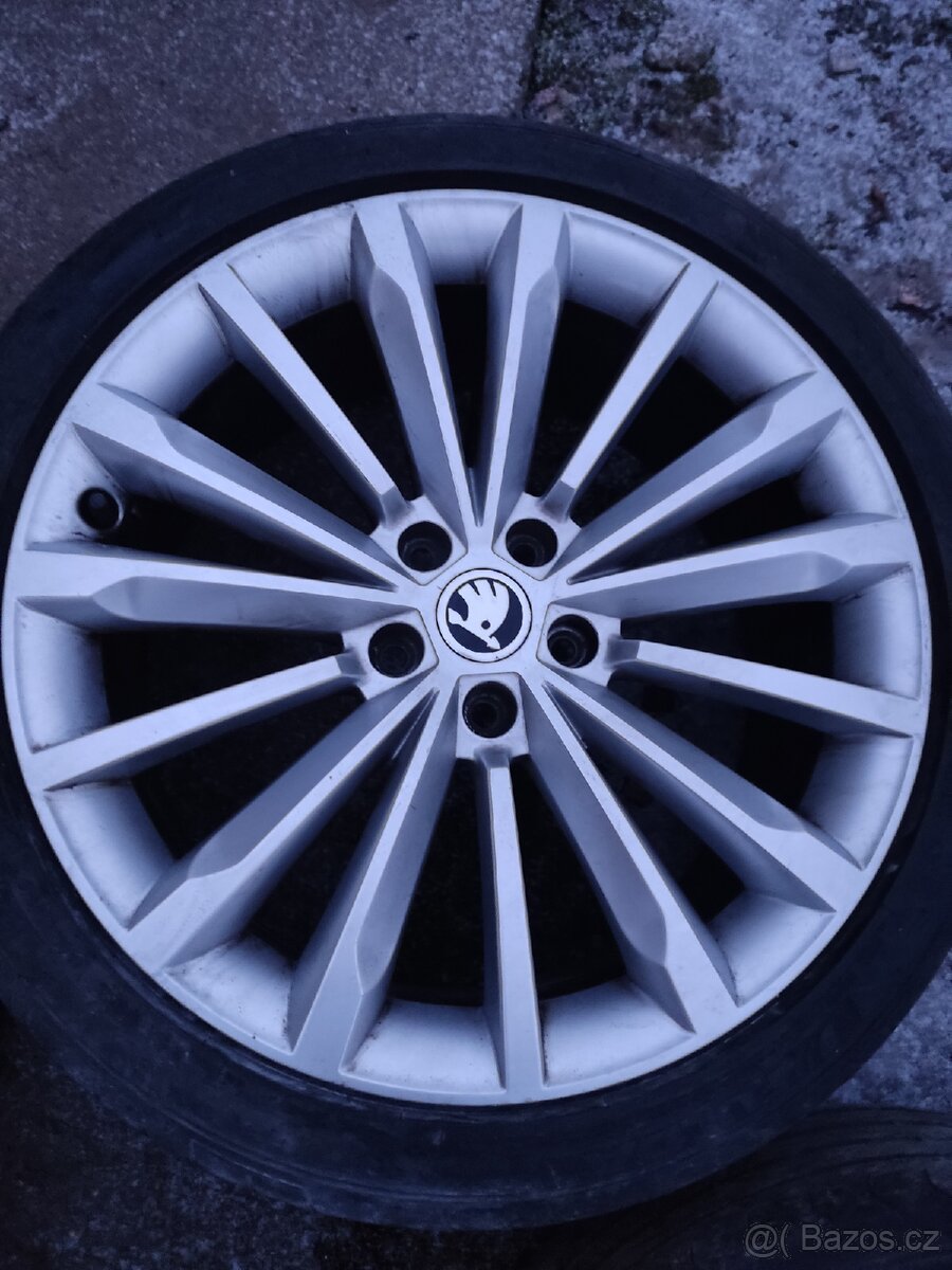 Prodám ALU kola Škoda - 8