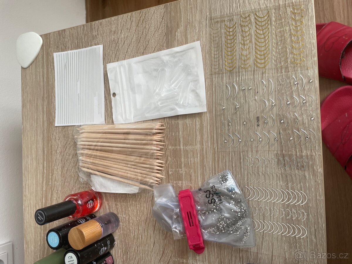 Sada na gel nehty / uv lampa a bruska Nani nails - 8