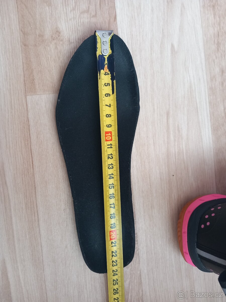 Černé tenisky KENSIS vel. 36 - 8