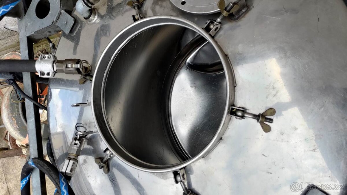 Transportní míchaný zásobník 1000 Ltr - 8