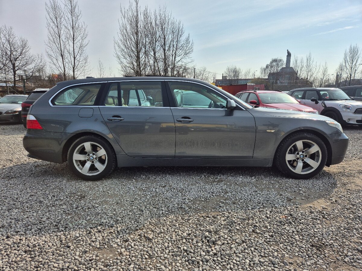 BMW E61,530d,170KW,NAVI,XENON,KŮŽE,PANORAMA,PLNÝ SERVIS - 8