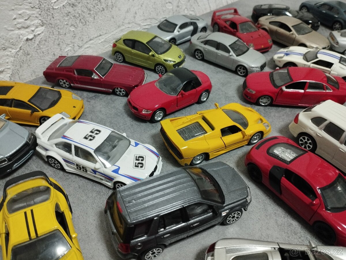 Modely autíček 1/43 - 8