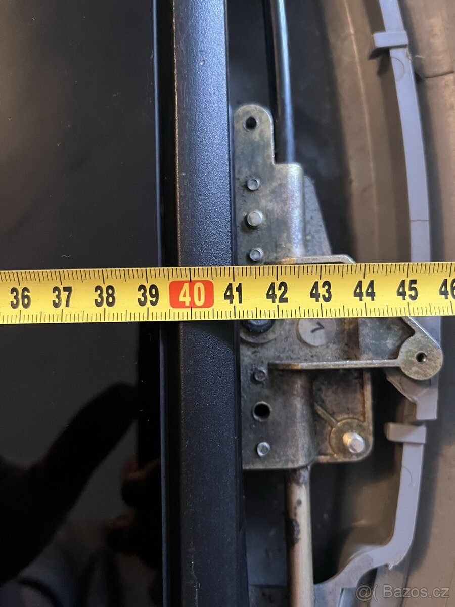 Střešní okno s kličkou - Šíbr WEBASTO - 8