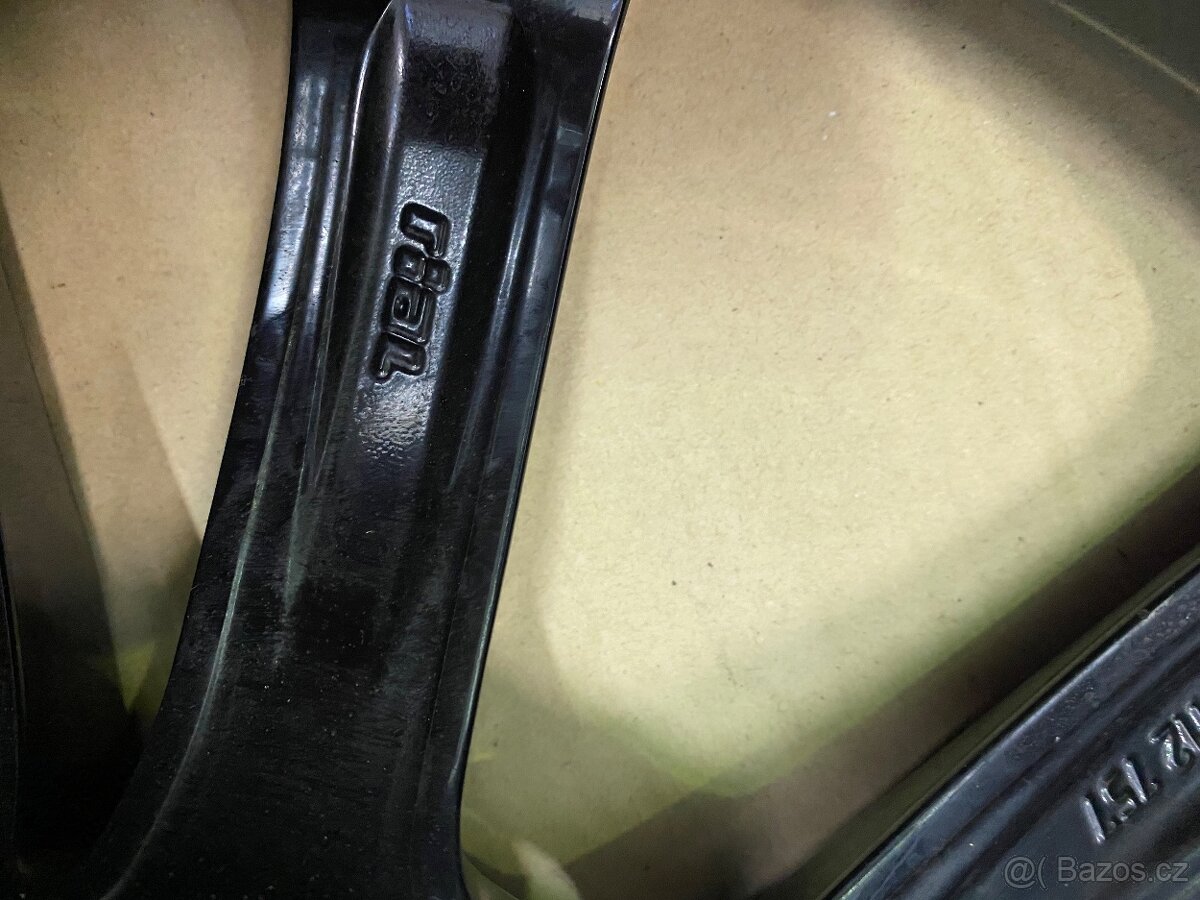 5x112 R17 7,5J ET40 Rial - 8