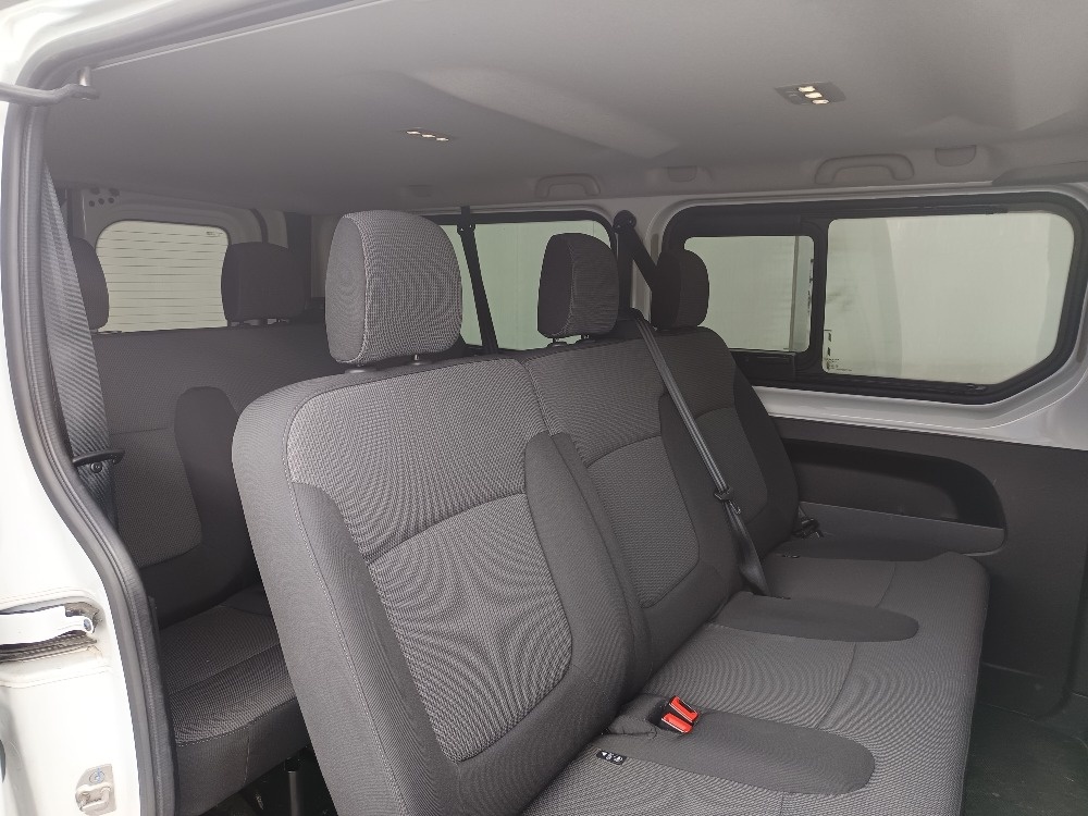 RENAULT TRAFIC 110Kw - 8