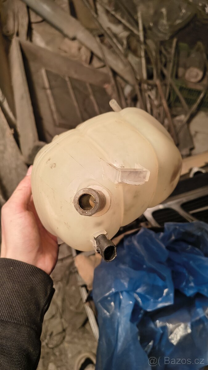 Saab 9-5 2.3T díly - 8