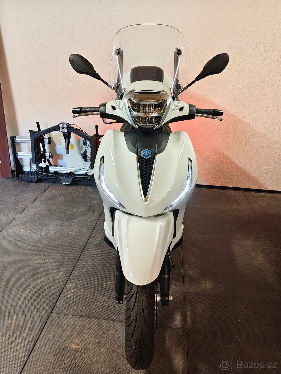 Piaggio Beverly 400 - 8