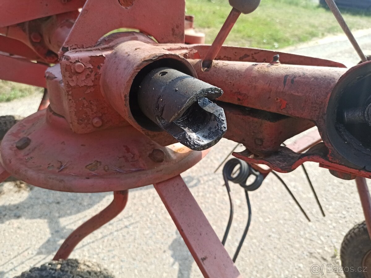 Obraceč sena fahr - 8