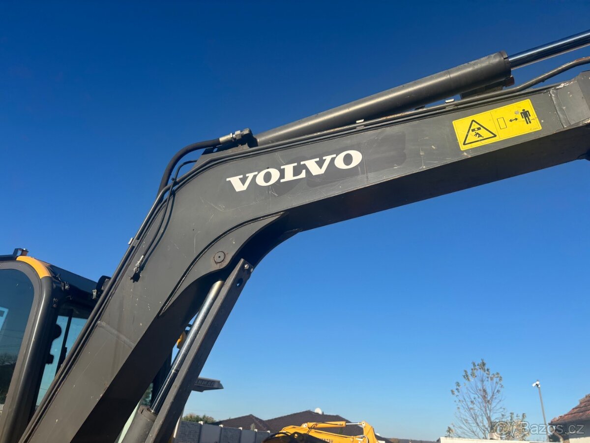 Volvo ECR 58D - 8