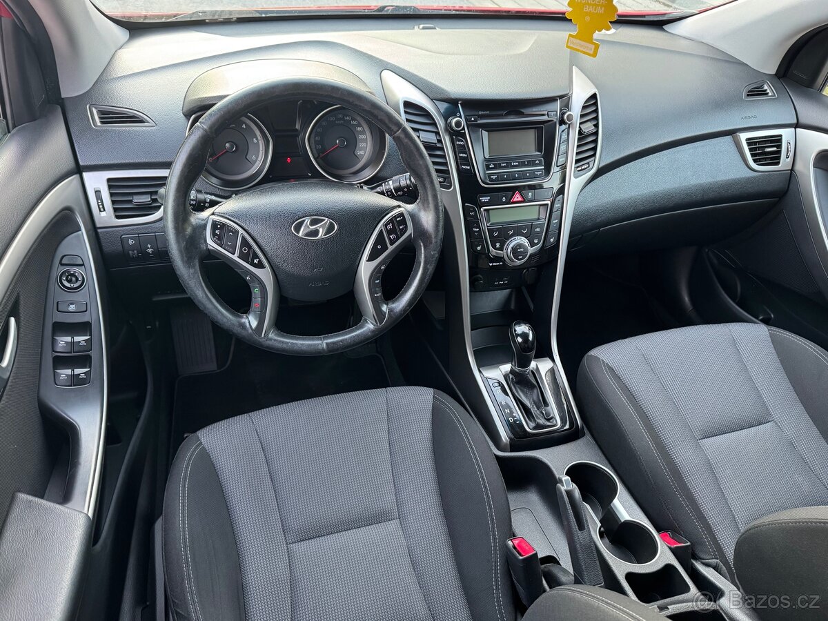 Hyundai i30 automat - 8
