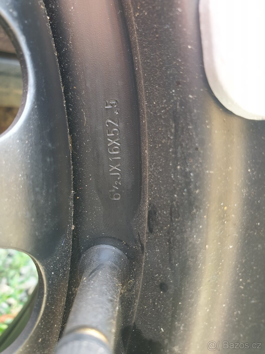 Rezerva nová Ford R16 - 8