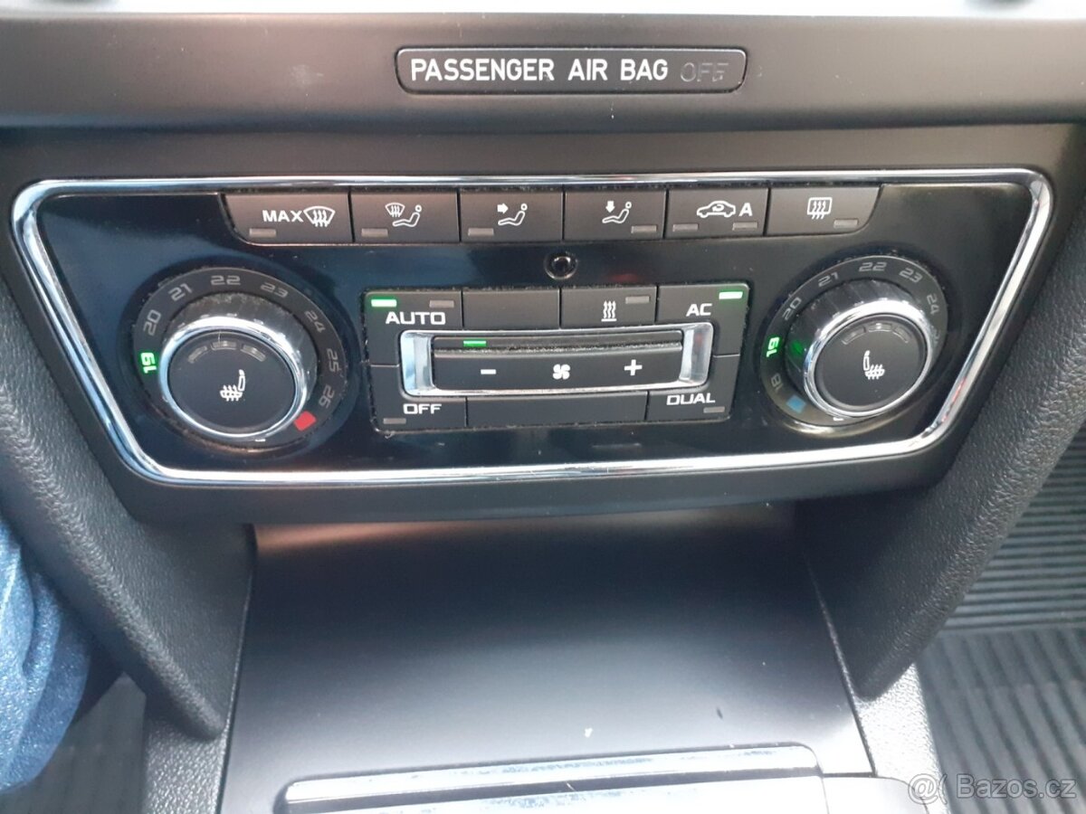 ŠKODA SUPERB II 2.0 TDi Elegance ODPOČET DPH - 8
