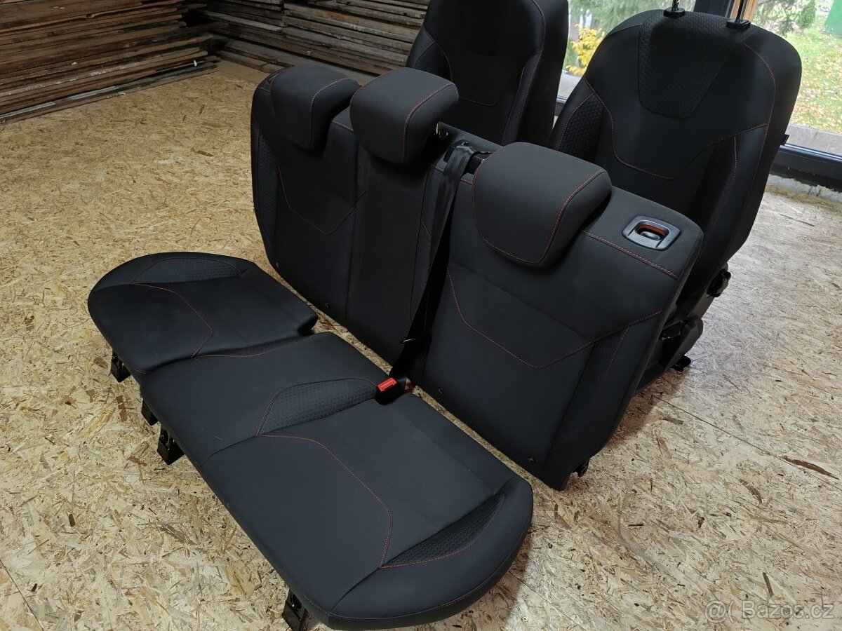 Sedadla FORD Focus ST Line (MK3) velmi zachovalá, vyhřívaná - 8