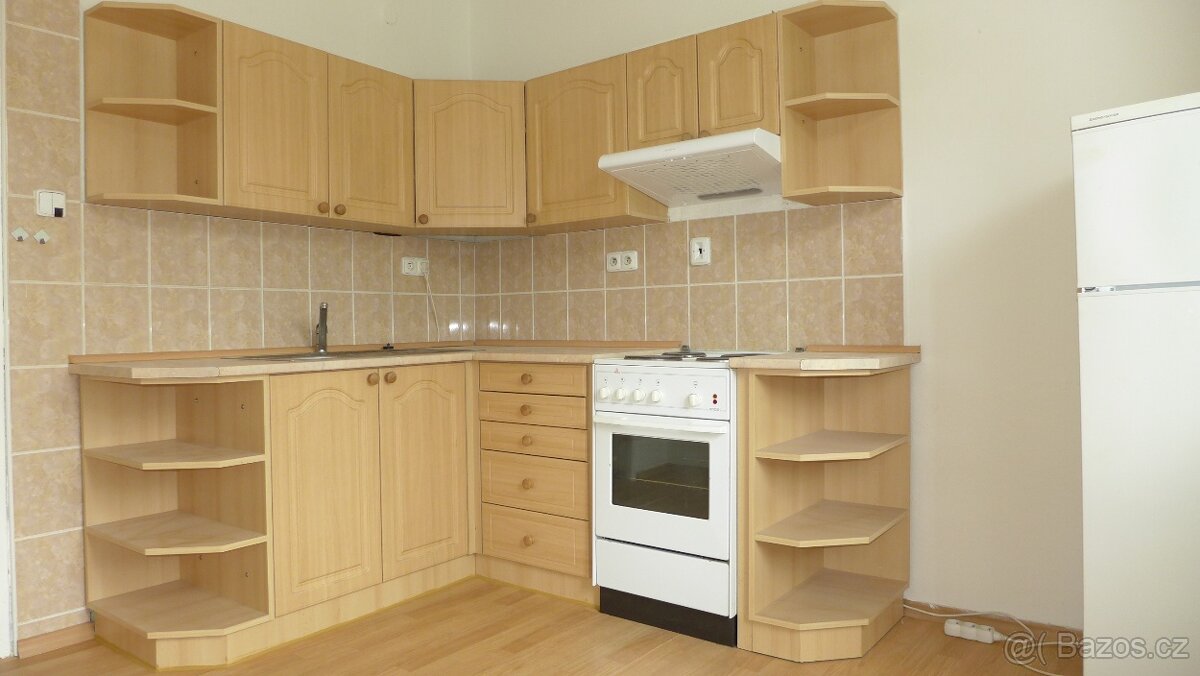 Pronajmu byt 1+1 Opava Kateřinky - 8