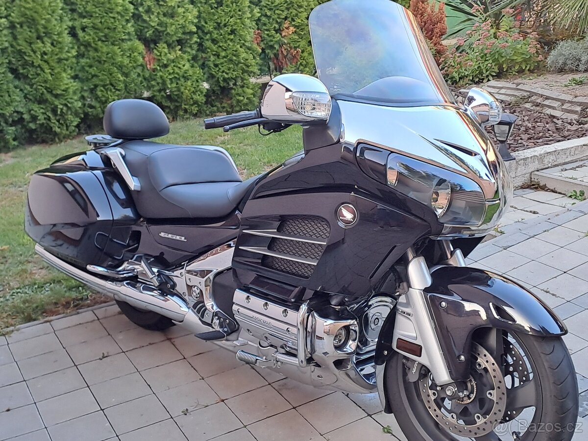 Predám hondu goldwing 1800 - 8