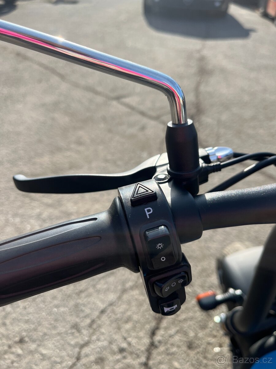 Elektrokoloběžka - 8