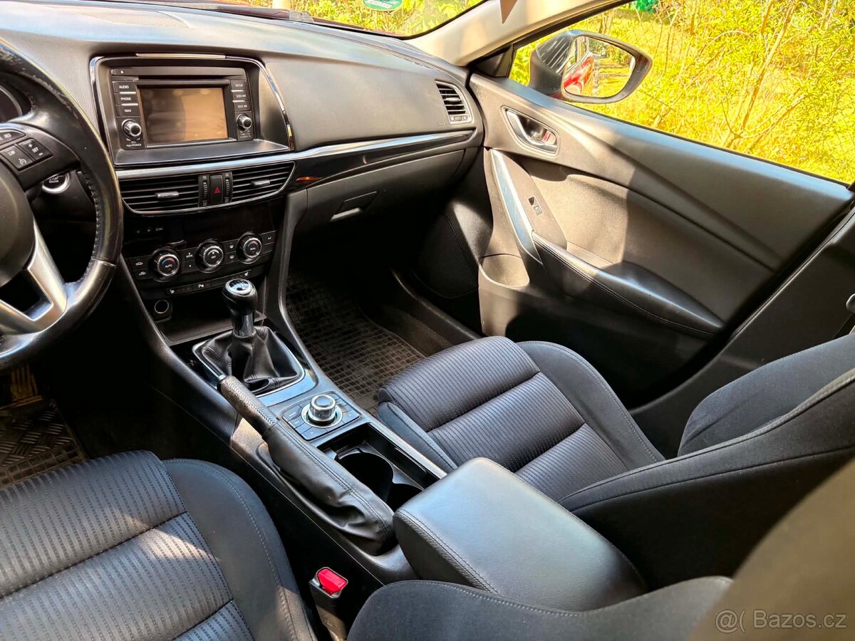 Prodám Mazdu 6 Combi 2.2 Skyactiv-D Rok 2014 Stk do 5/2028 - 8