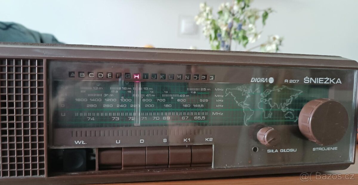 Retro stolní mono rádio Diora Sniežka R207 - 198ž - 8