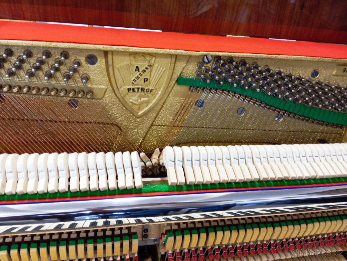 Petrof k 114-Dovoz po ČR zdarma 24/7 - 8