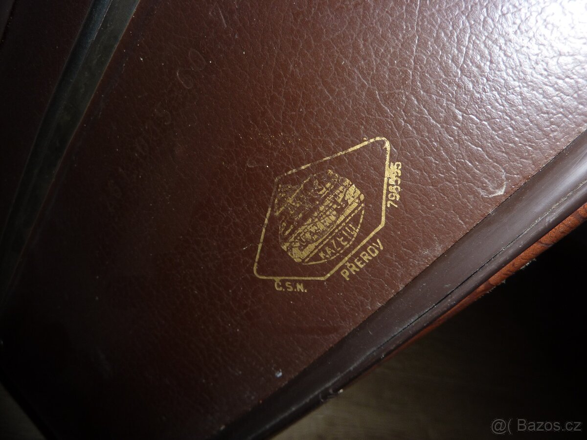 Starý retro kufr - 8