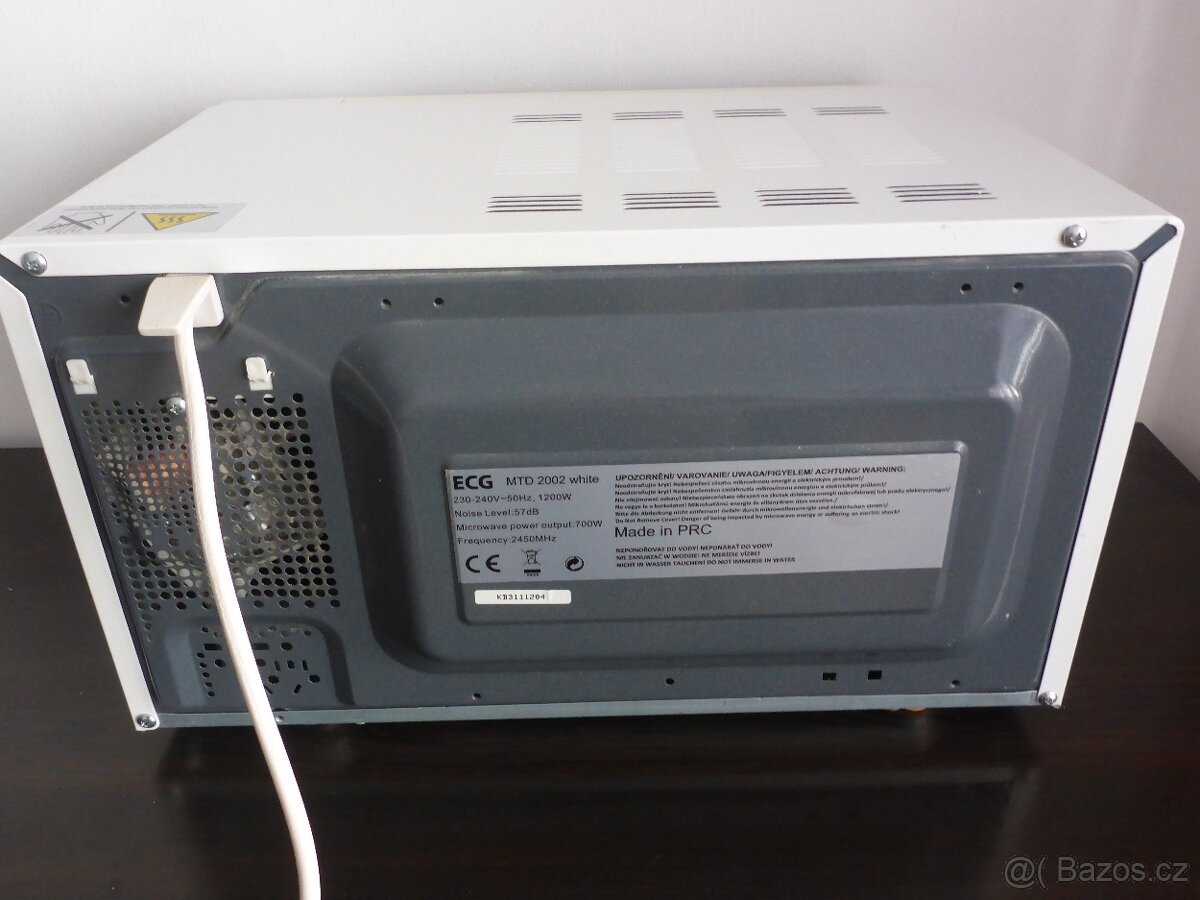 Mikrovlnná trouba ECG MTD 2002 - 8
