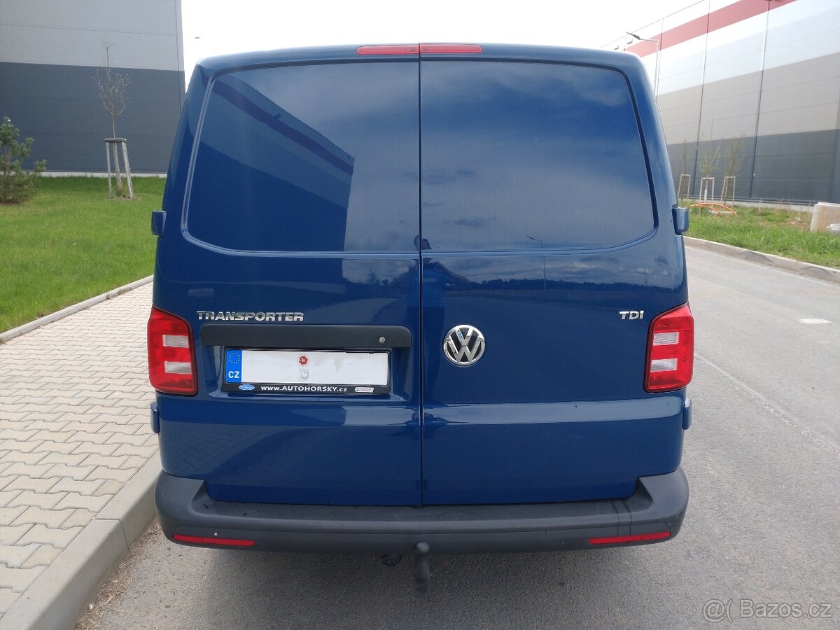 VOLKSWAGEN TRANSPORTER 2.0 TDi T6 - DPH - 76.000 km - 8
