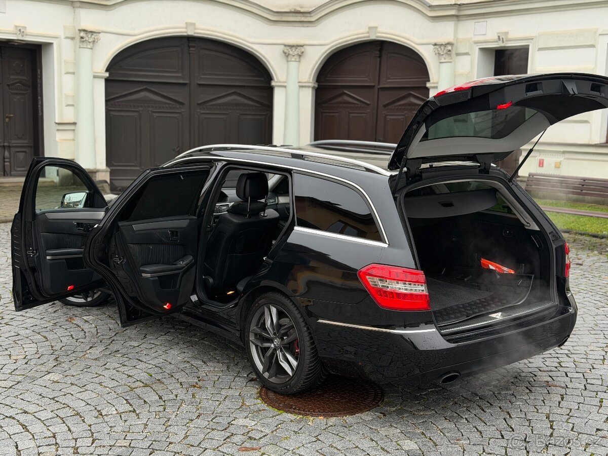 Mercedes Benz E350 CGI 215 kW AMG FULL VÝBAVA Webasto Night - 8