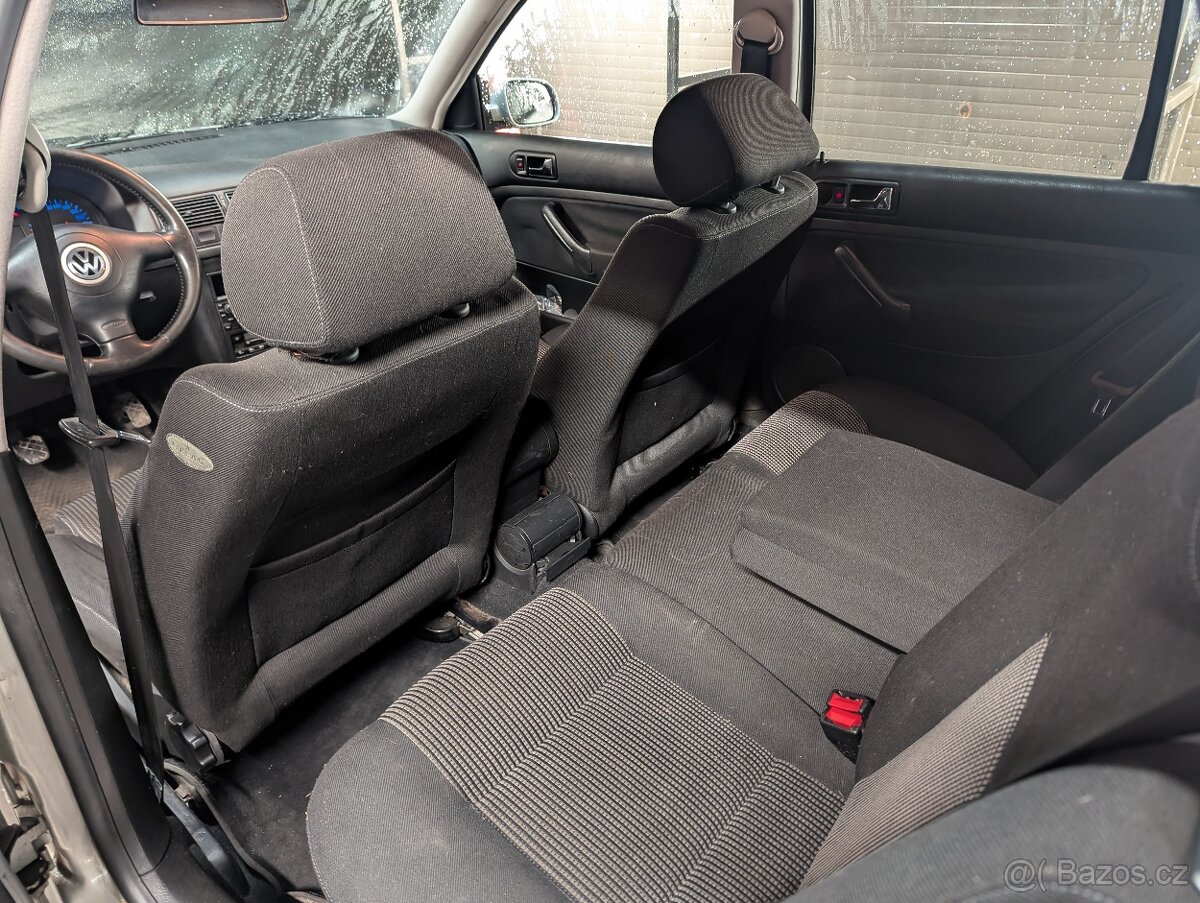 VW Golf 1,6 74kw - 8