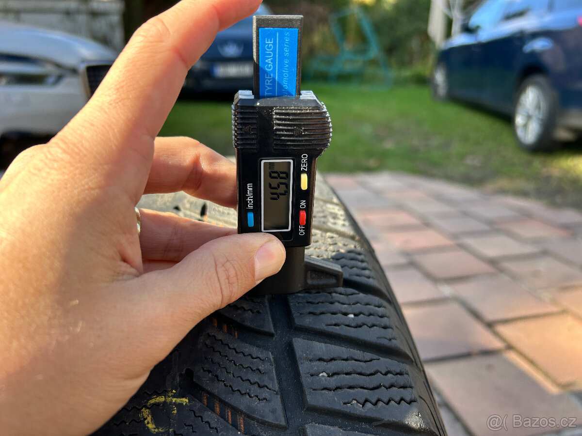 Zimni pneu 235/60/18 Good Year - 8