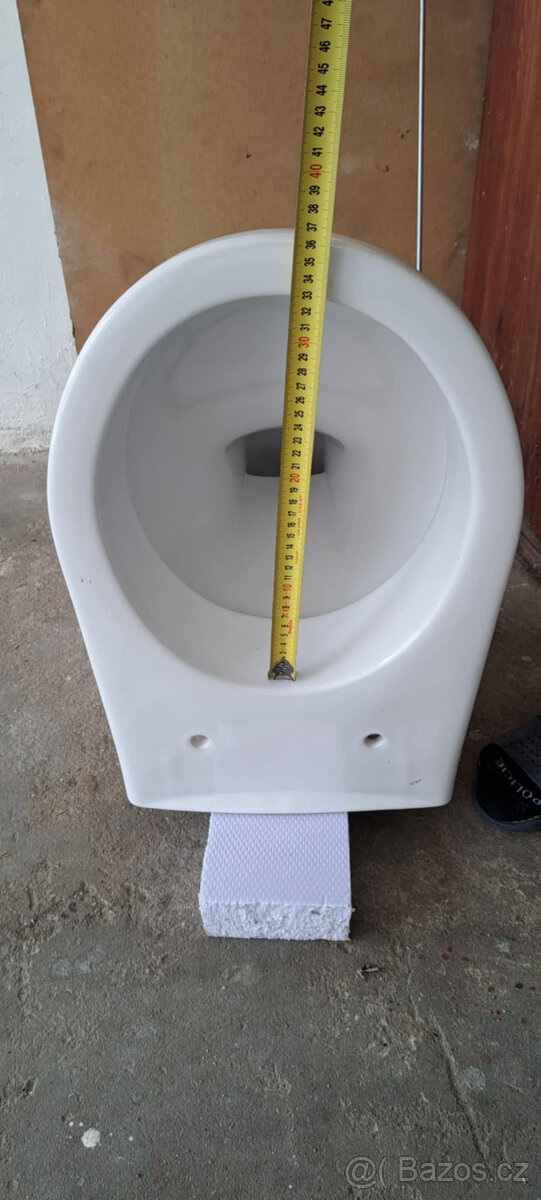 závěsné WC JIKA - 8