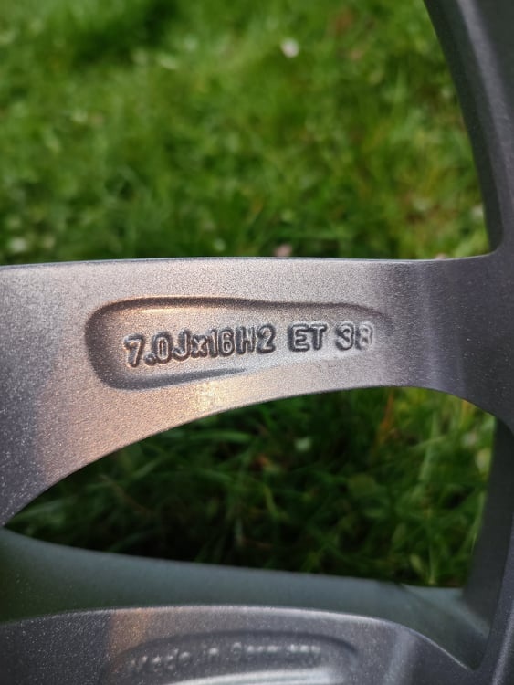 Ronal R46 4x100 7x16" - 8