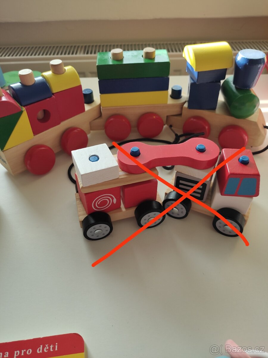 Hračky a vlasové doplňky pro děti - 8