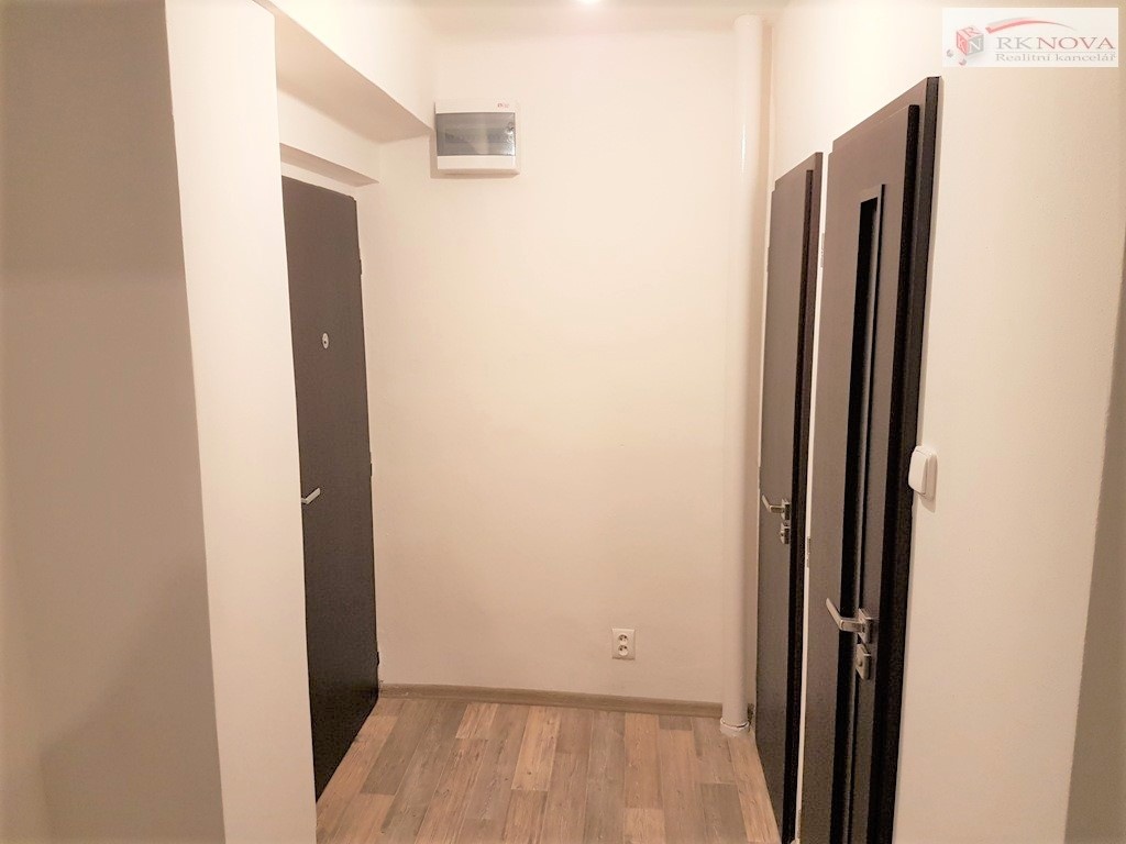 Pronájem bytu 2+1 v os.vlastnictví v Karviné - 8
