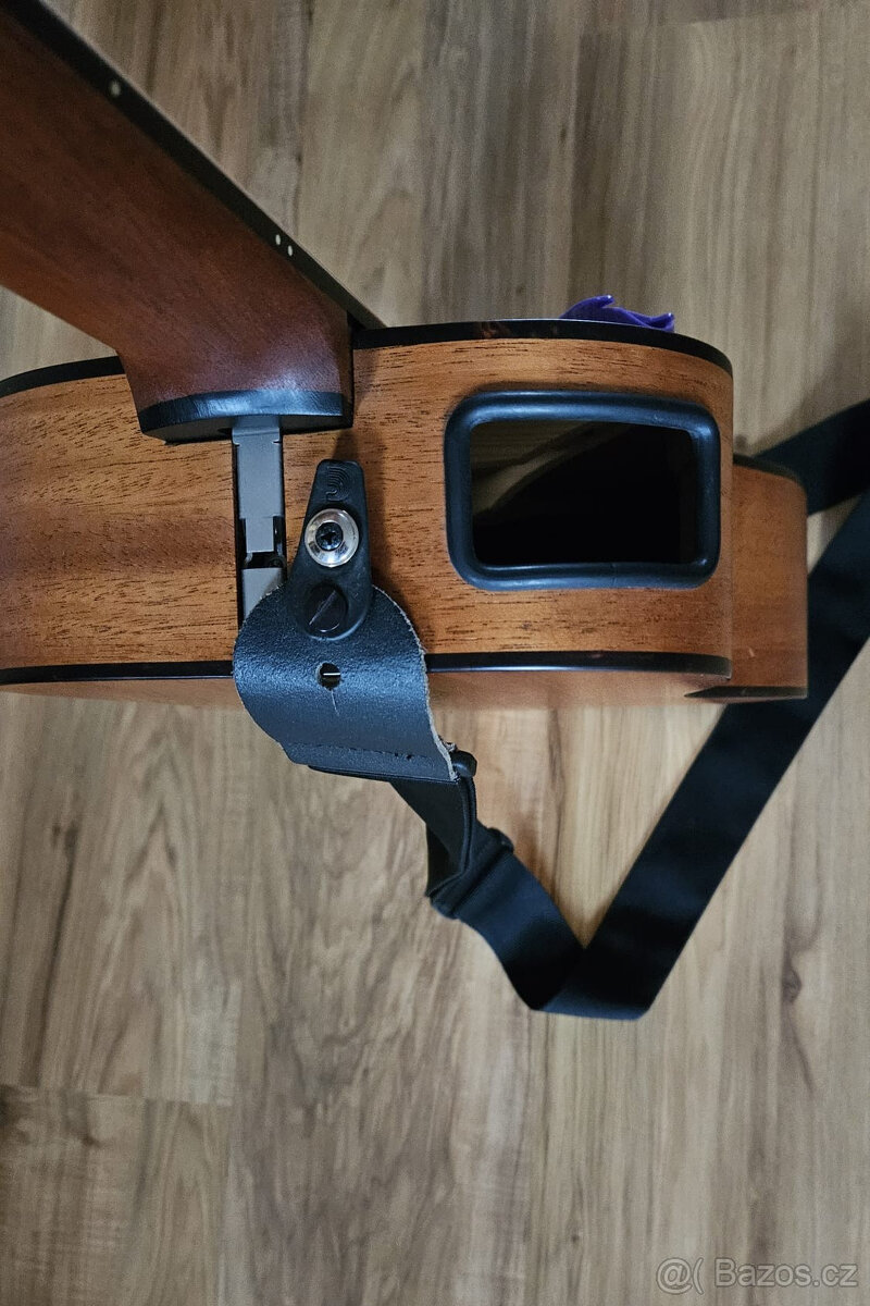 Cestovní akustická kytara Furch Little Jane - 8