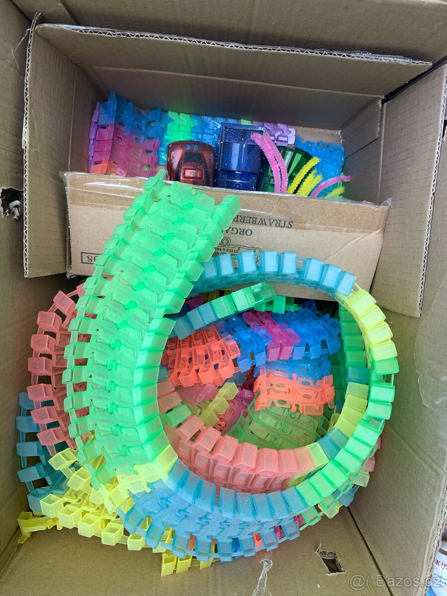 Hračky: polly pocket, autodráha, kuličkodráha, hra Frozen - 8