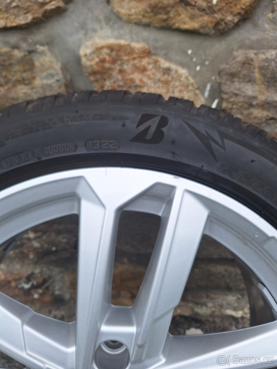 4x zimní Bridgestone 205 50 17. - 8
