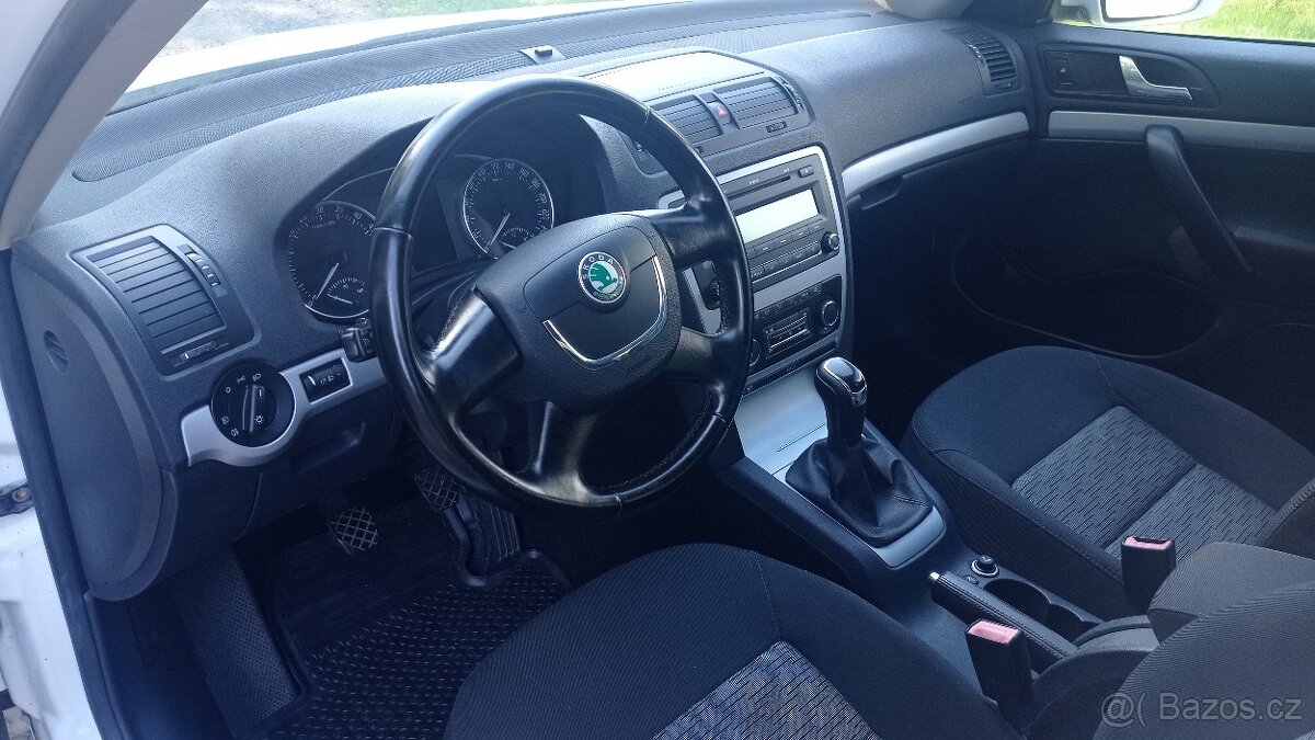 Škoda Octavia, 1,6TDi manuál r.2012, 92tkm - 8