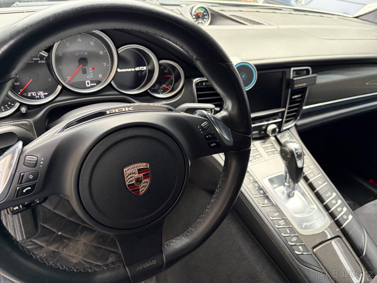 Porsche Panamera GTS - 8