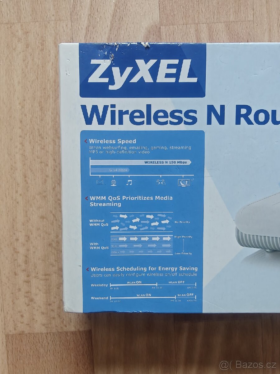 Router Zyxel - 8