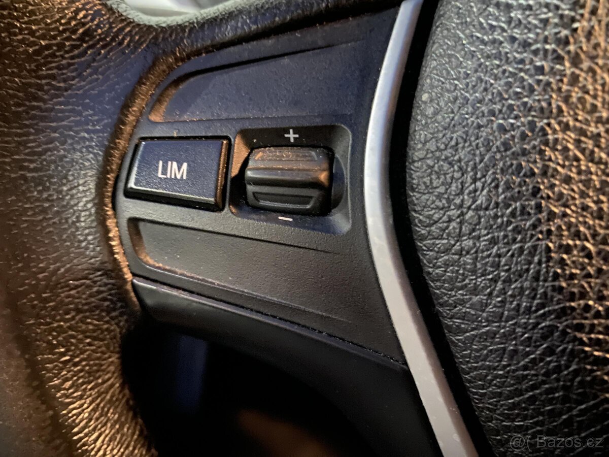 BMW Řada 1 1.6i , 100 kW benzín, 2013 - 8