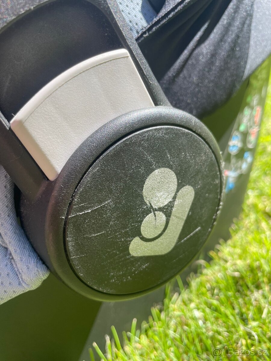 Autosedačka Maxi Cosi - 8