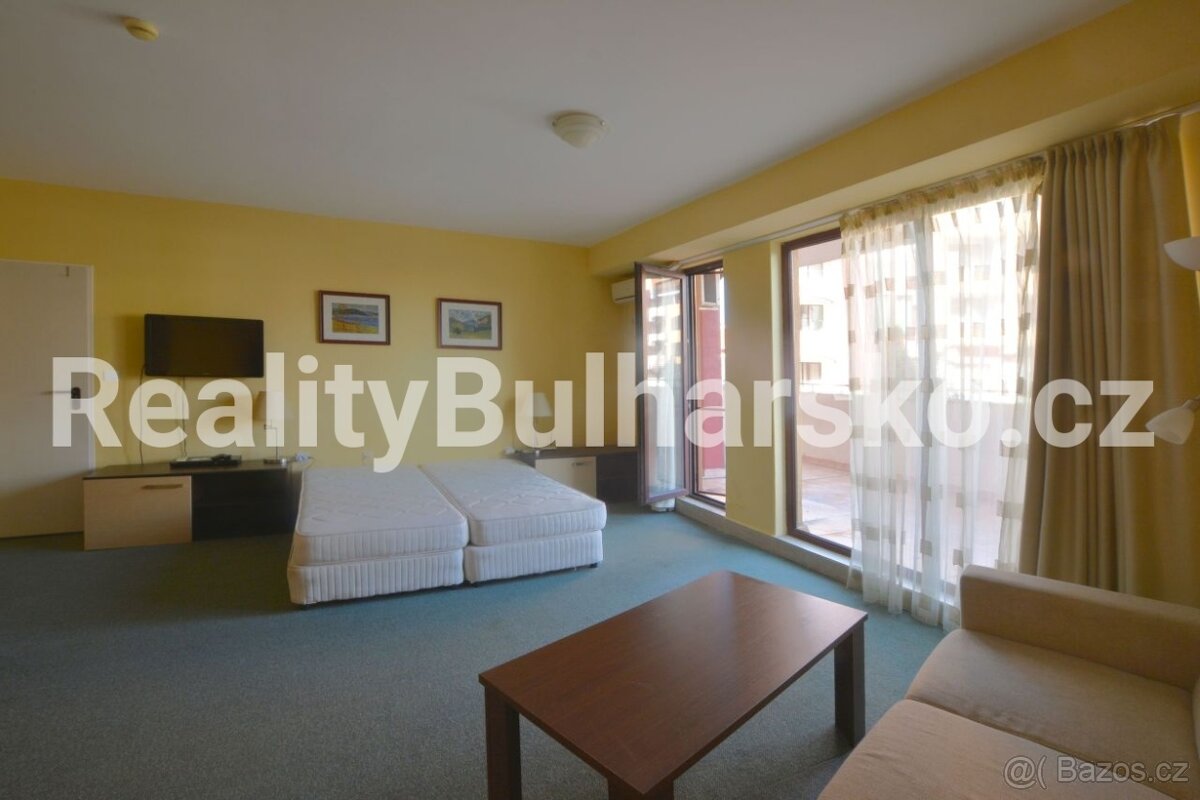 Prostorný dvoupokojový apartmán 2kk (83 m²) s terasou - 8