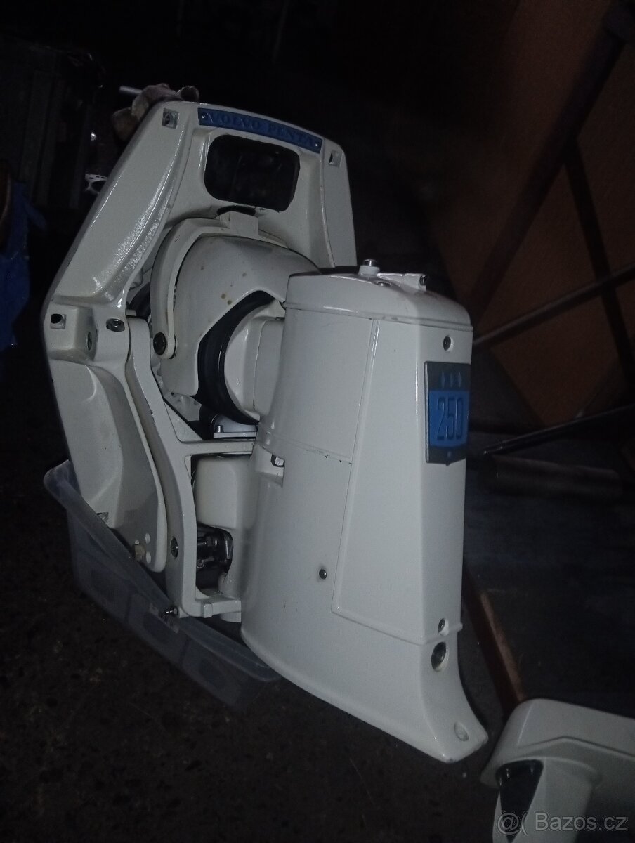 lodní motor Volvo penta AQ130A - 8