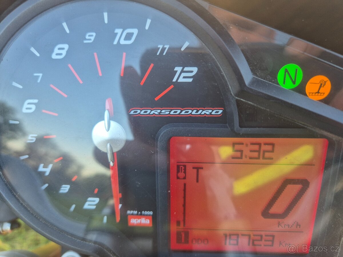 Aprilia Dorsoduro 750 - 8