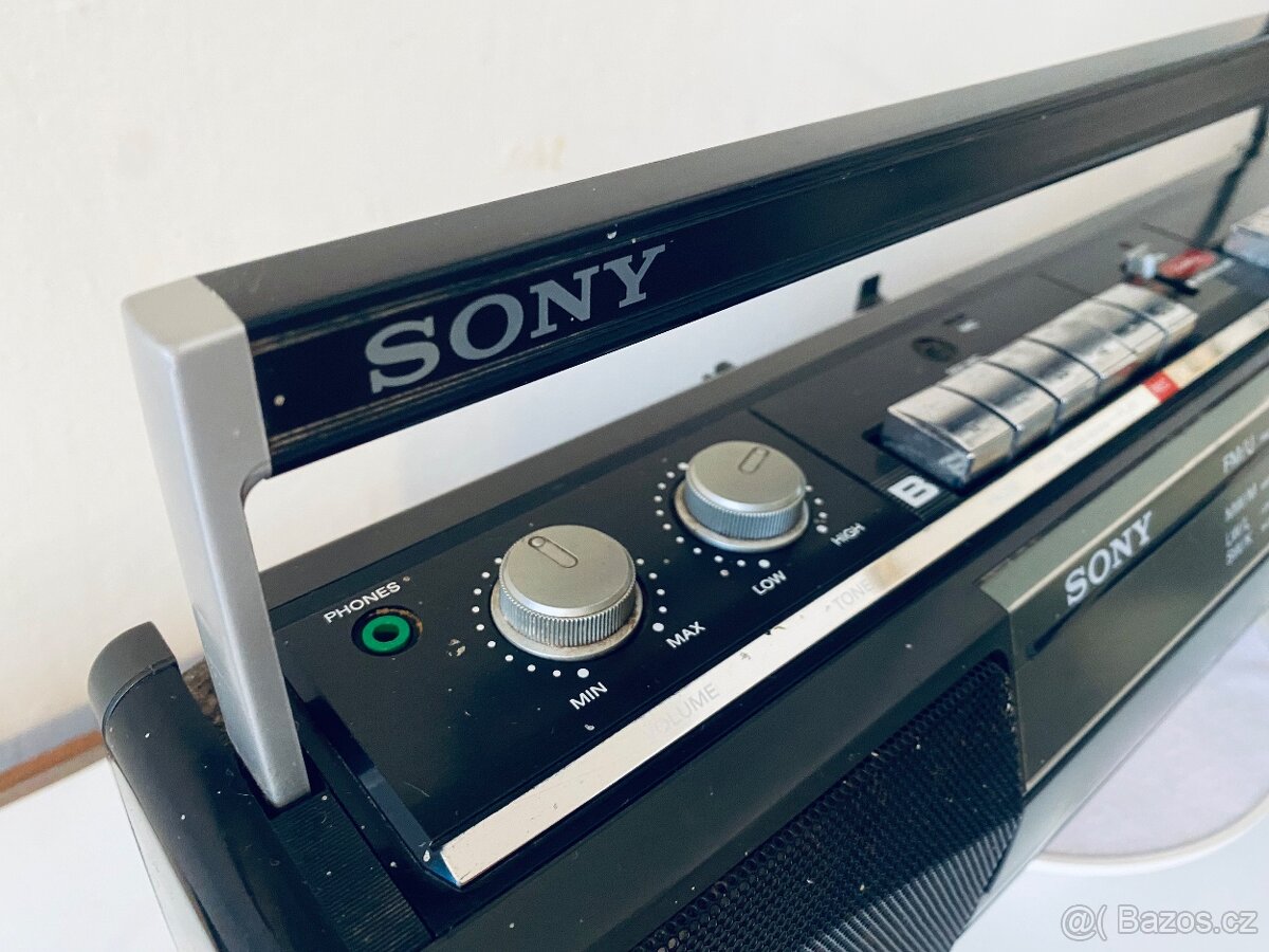 Radiomagnetofon Sony CFS-W30l, rok 1988 - 8